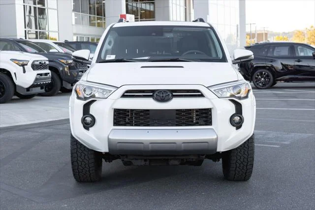 Certified Used 2024 ICE CAP Toyota  image 2