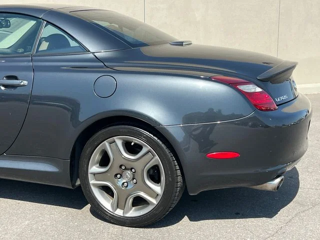 Used 2006 Black Pearl Lexus 430 image 7