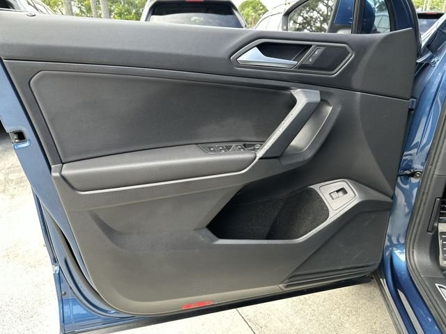2019 Volkswagen Tiguan SEL R-Line - Photo 13