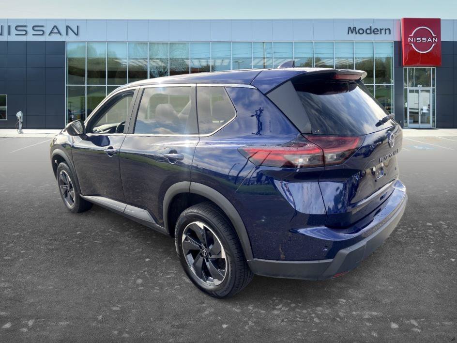 Certified Used 2025 Deep Ocean Blue Pearl Nissan SV image 7