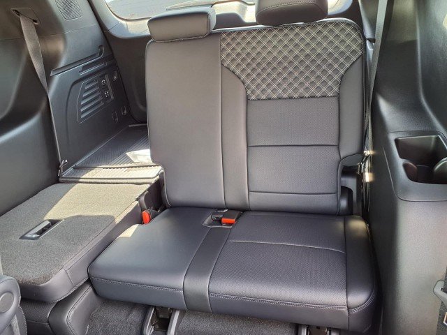 2027 GMC Acadia Denali - Photo 12