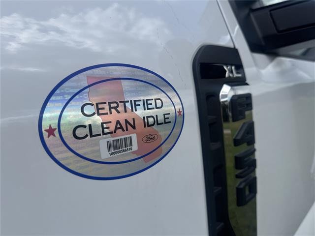 2025 Ford F-450 Super Duty Chassis Cab XL - Photo 28