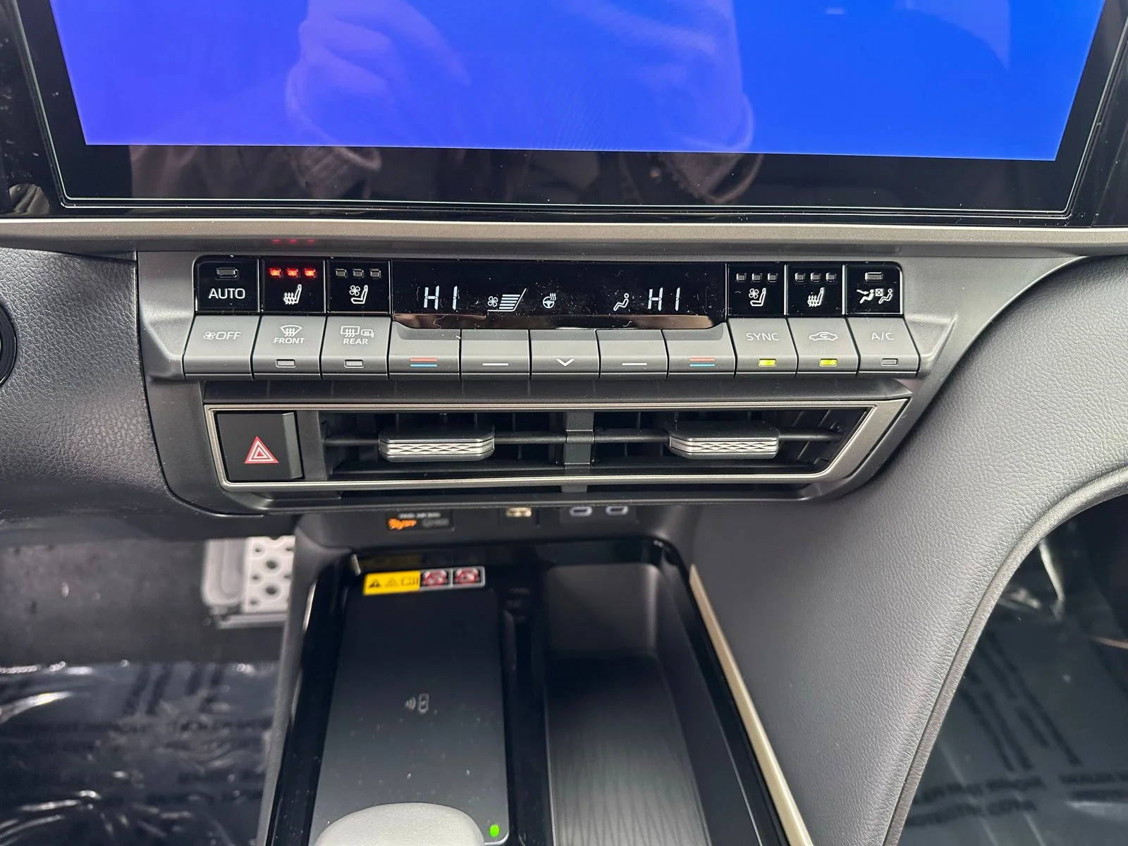 2026 Toyota Camry XSE - Photo 16
