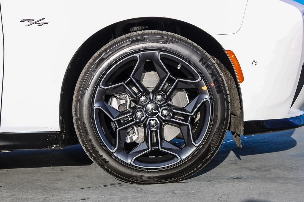 New 2026 Bright White Clearcoat Dodge R/T Plus image 11