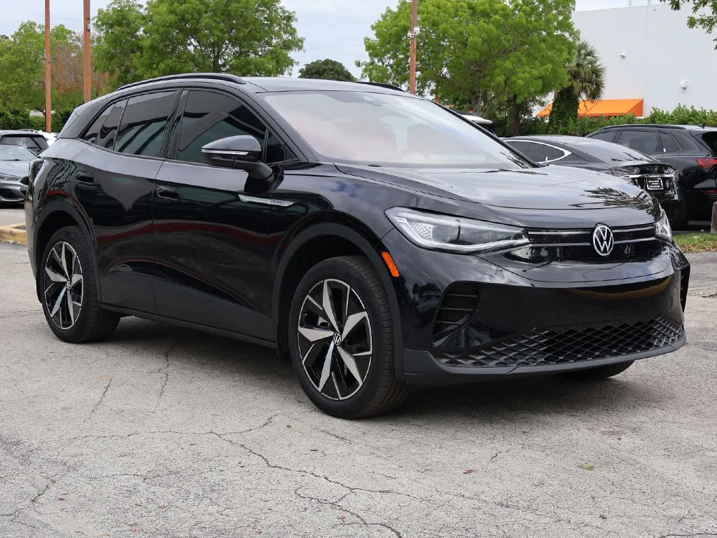 Used 2023 Volkswagen ID.4 PRO S with VIN 1V2WNPE89PC035436 for sale in Miami, FL