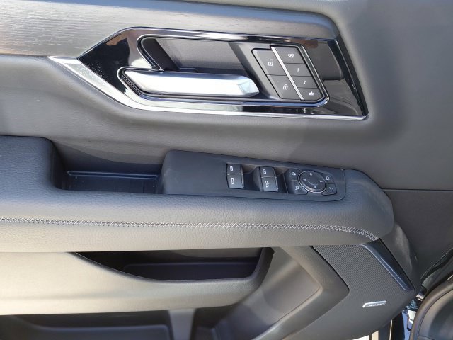 2026 GMC Yukon XL Denali - Photo 29