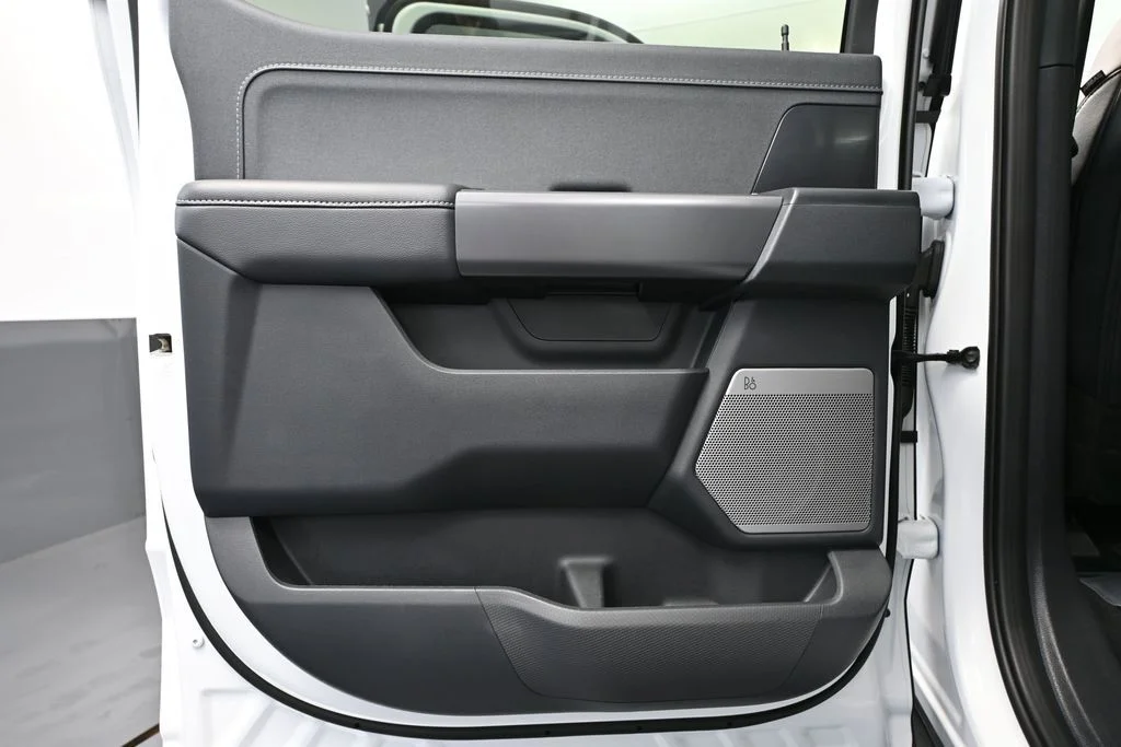 Used 2025 White Ford Lariat image 39