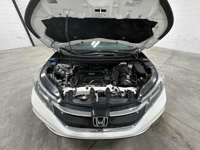 Used 2016 White Diamond Pearl Honda EX image 19