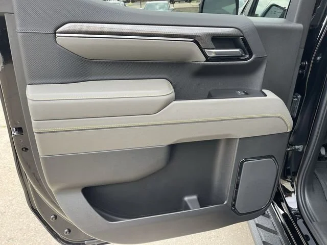 2026 Chevrolet Silverado 1500 ZR2 - Photo 12