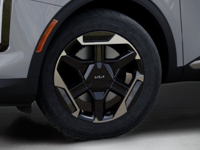 New 2027 Gray Kia S image 24
