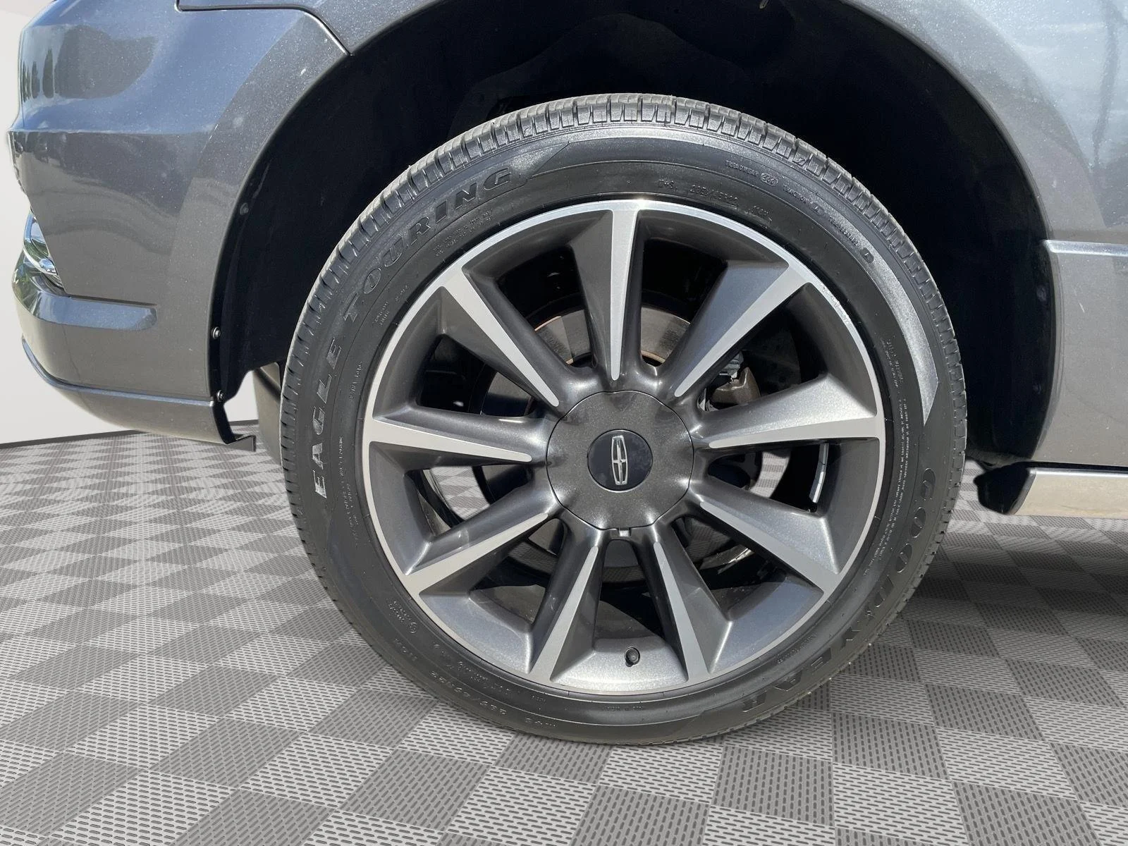 Used 2016 Magnetic Lincoln Reserve image 20
