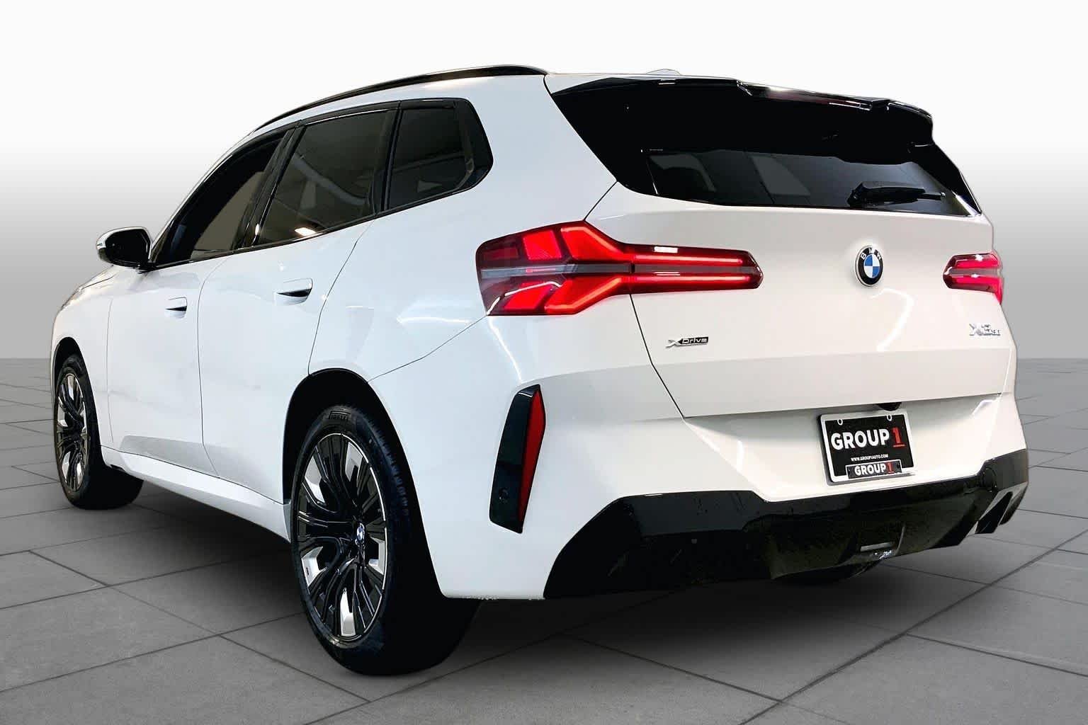 New 2026 Alpine White BMW 30 xDrive image 12