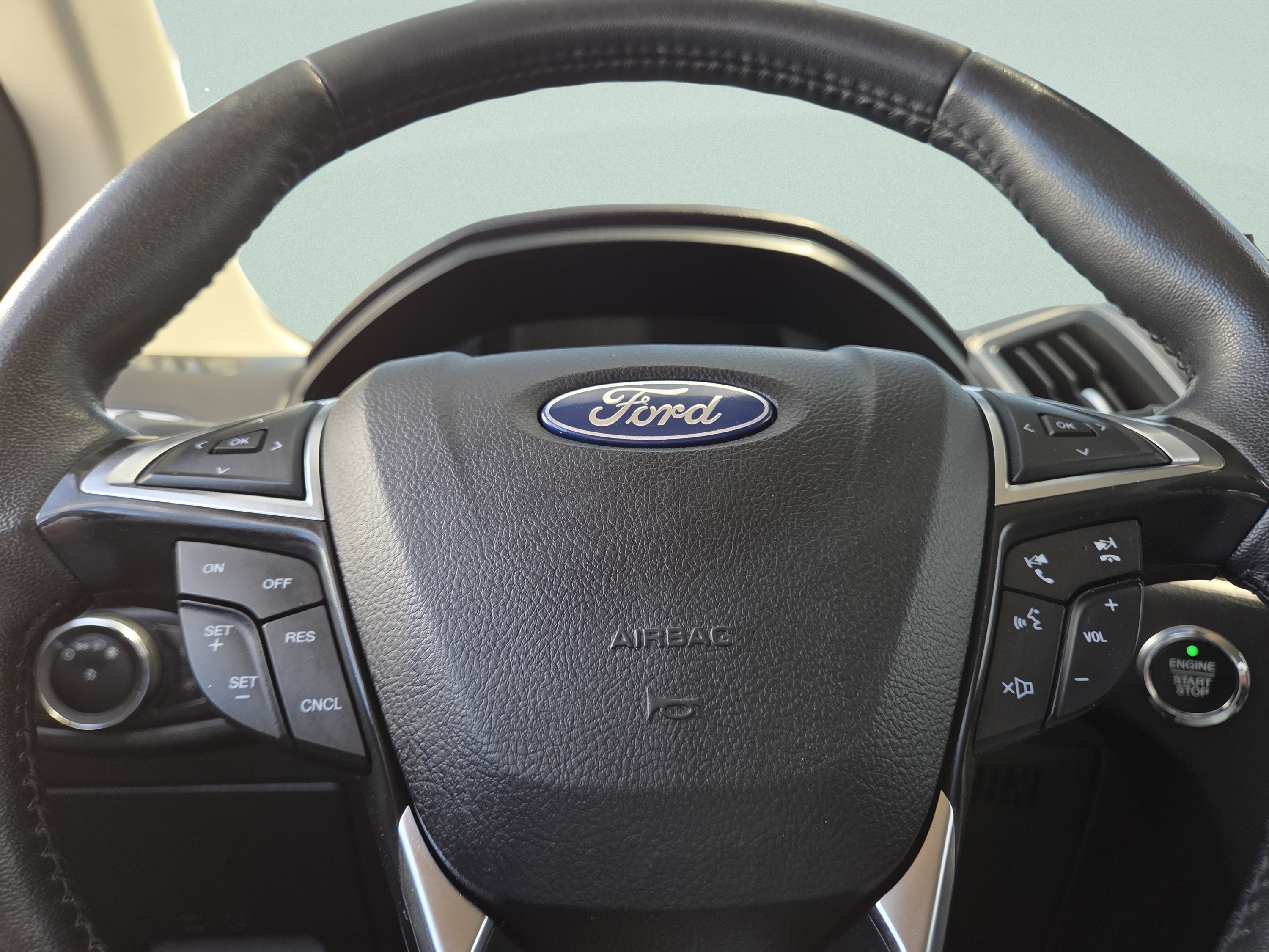 Used 2024 Silver Metallic Ford SEL image 33