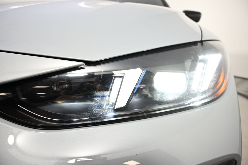 2026 BMW 4 Series 430i - Photo 9