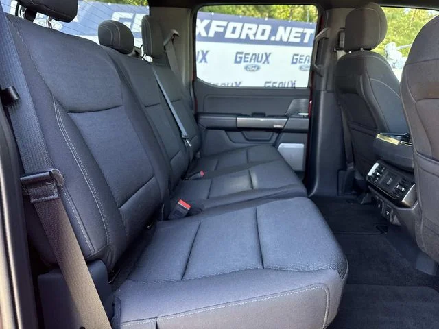 Used 2021 Rapid Red Metallic Tinted Clearcoat Ford XLT image 20