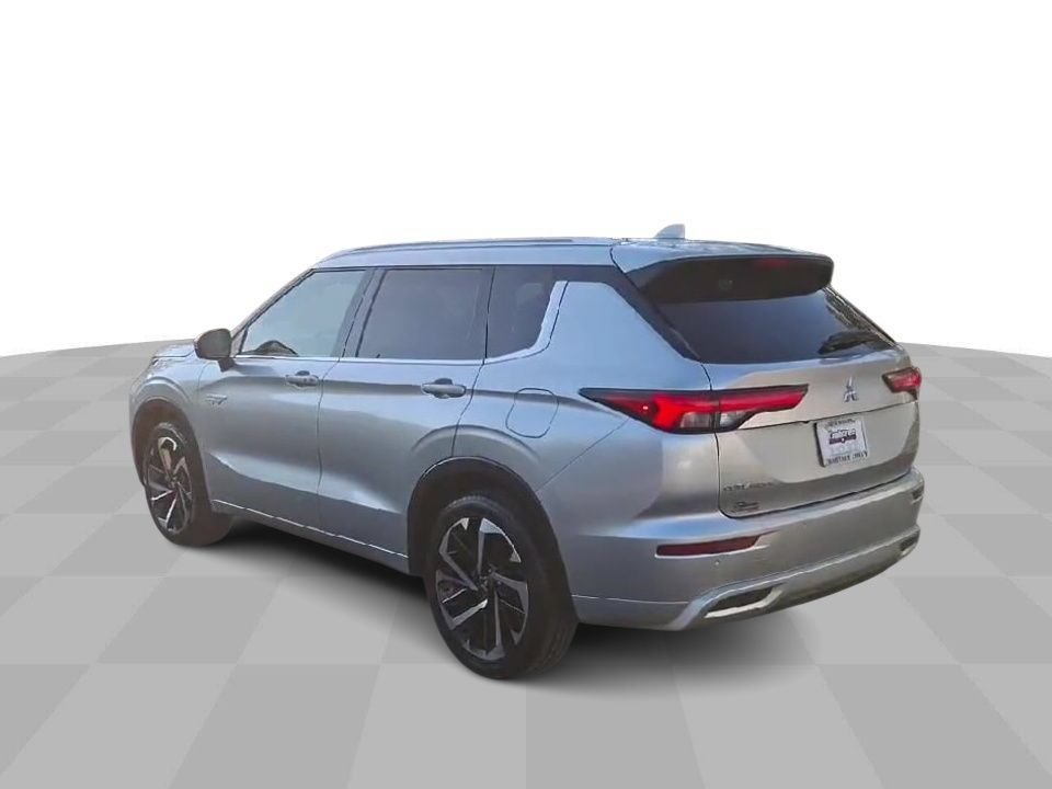 Used 2024 Mitsubishi Outlander Plug-In Hybrid SUV