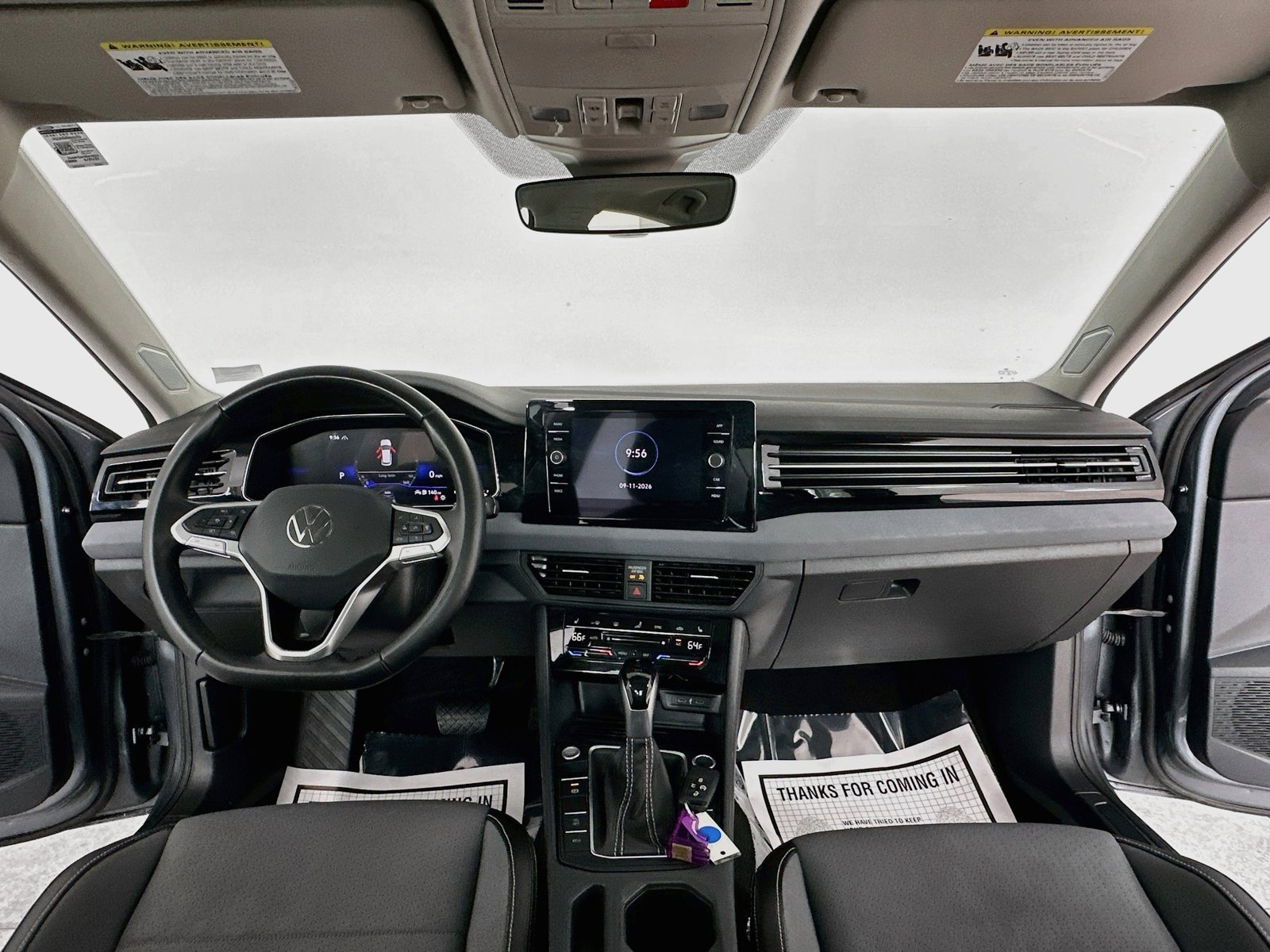 2025 Volkswagen Jetta SE - Photo 10