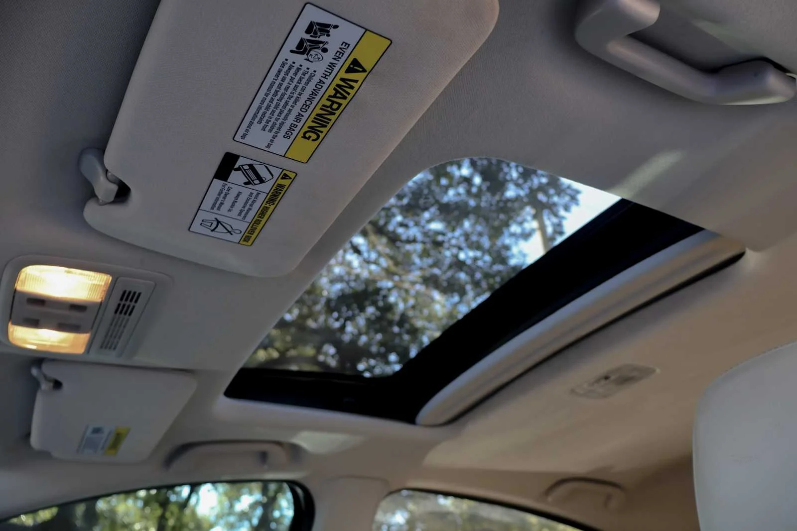 Used 2022 Platinum White Pearl Honda EX image 22