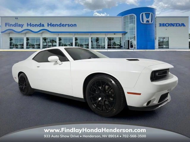 2015 Dodge Challenger SXT