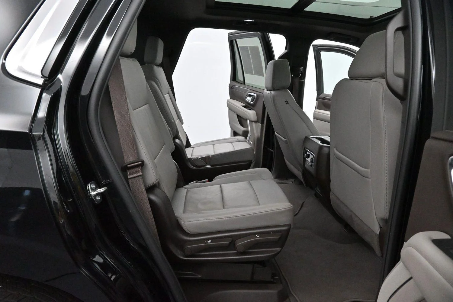 Used 2024 Black Chevrolet LT image 38