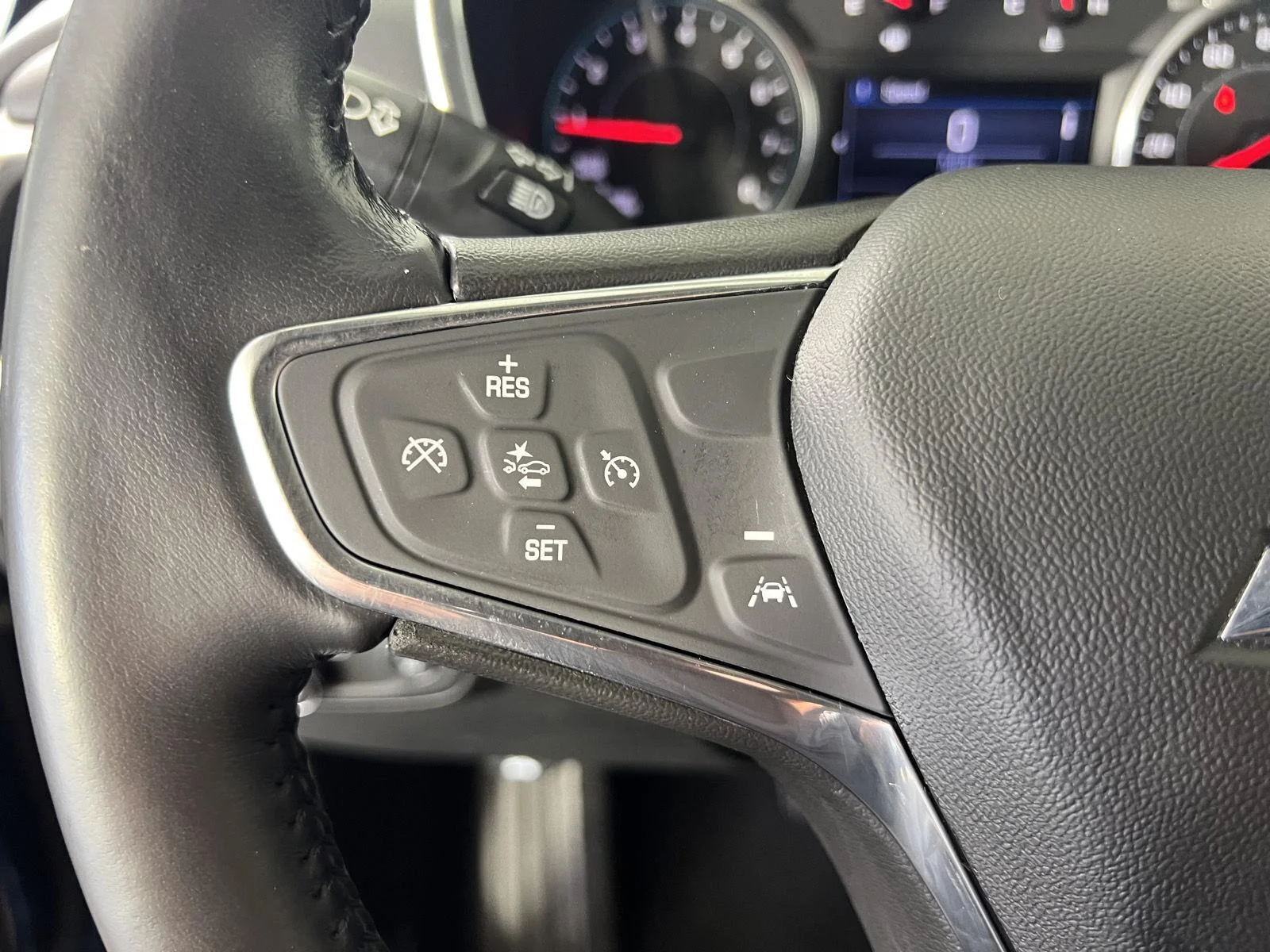 Used 2020 Pacific Blue Metallic Chevrolet LT image 15