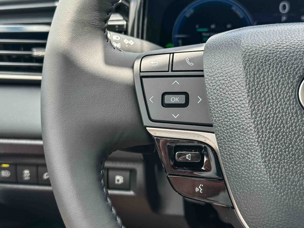 2026 Toyota Camry XSE - Photo 17