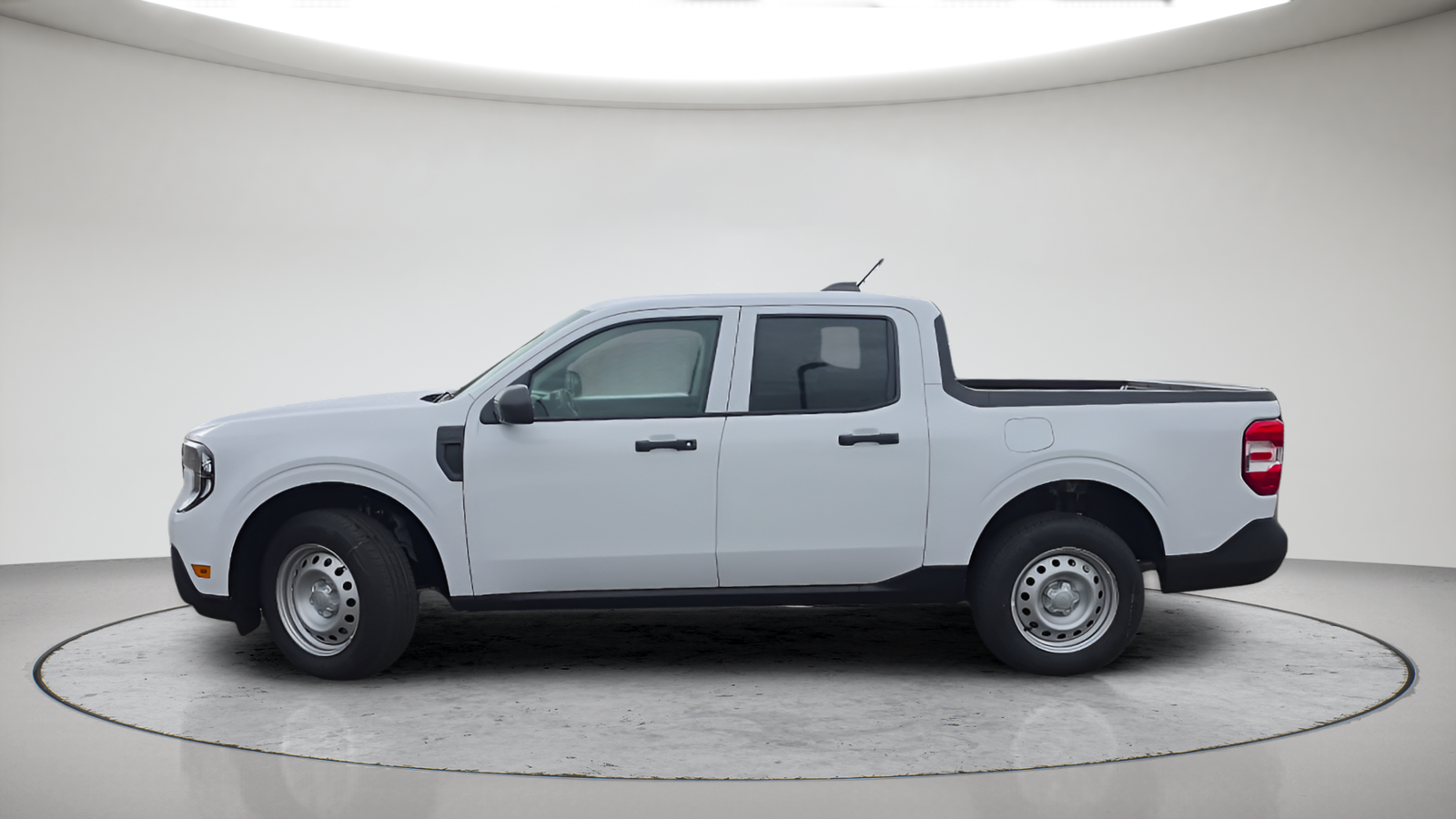 New 2026 Oxford White Ford XL image 11