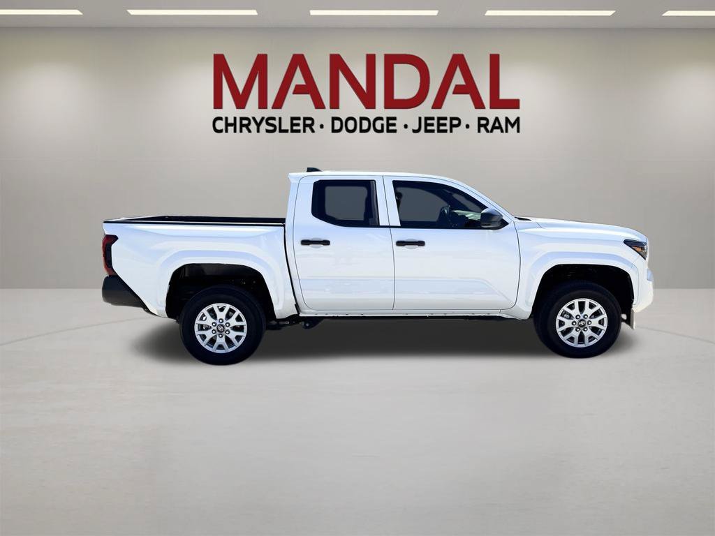 Used 2026 White Toyota SR image 4