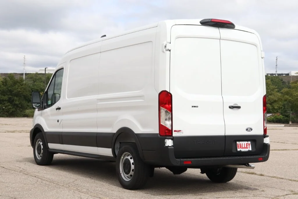 New 2027 Oxford White Ford Cargo Van image 7