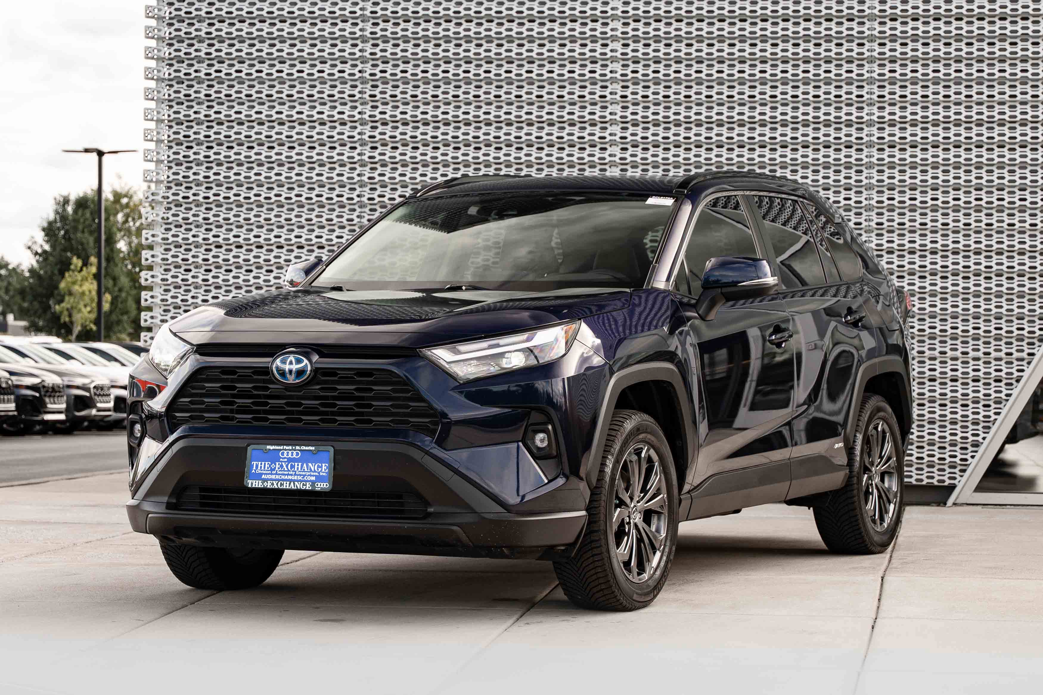 Used 2022 Blueprint Toyota Hybrid XLE Premium image 7