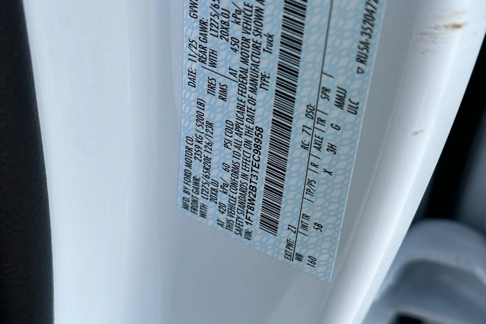 New 2026 Oxford White Ford F-250® Lariat® image 23