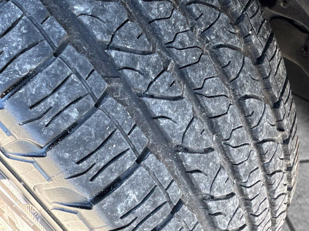Used 2024 Silver Jeep Laredo image 30