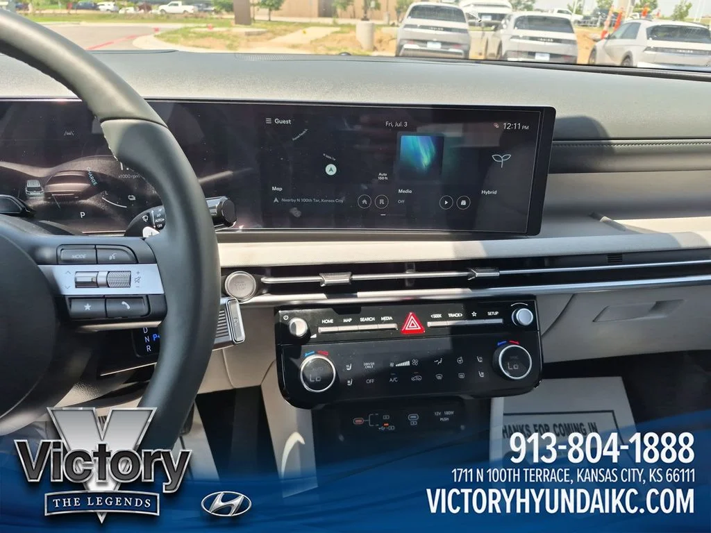 Used 2025 Gray Hyundai Limited image 17