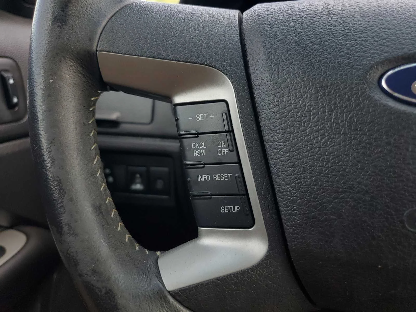 Used 2012 Tuxedo Black Metallic Ford SE image 19