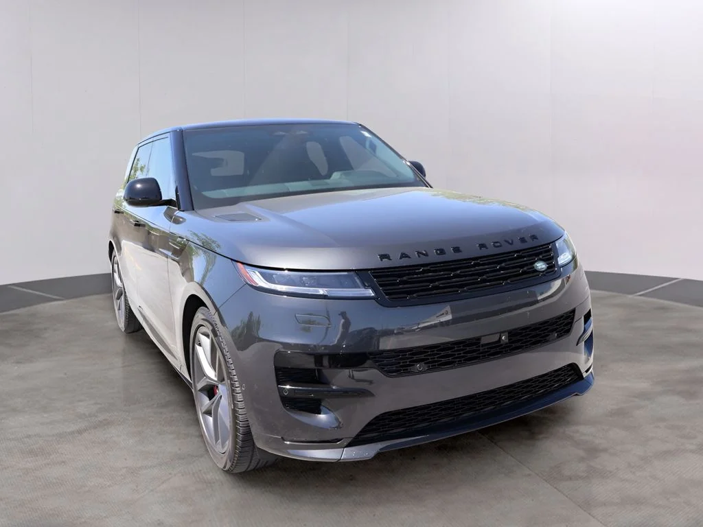 Used 2024 Carpathian Gray Premium Metallic Land Rover Dynamic SE image 5