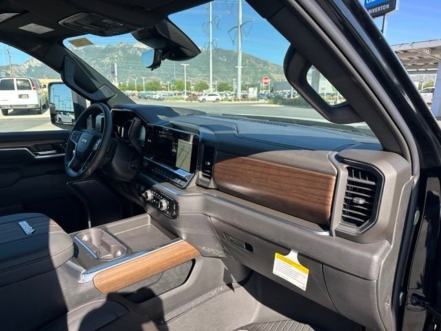 2026 Chevrolet Silverado 3500HD High Country - Photo 32