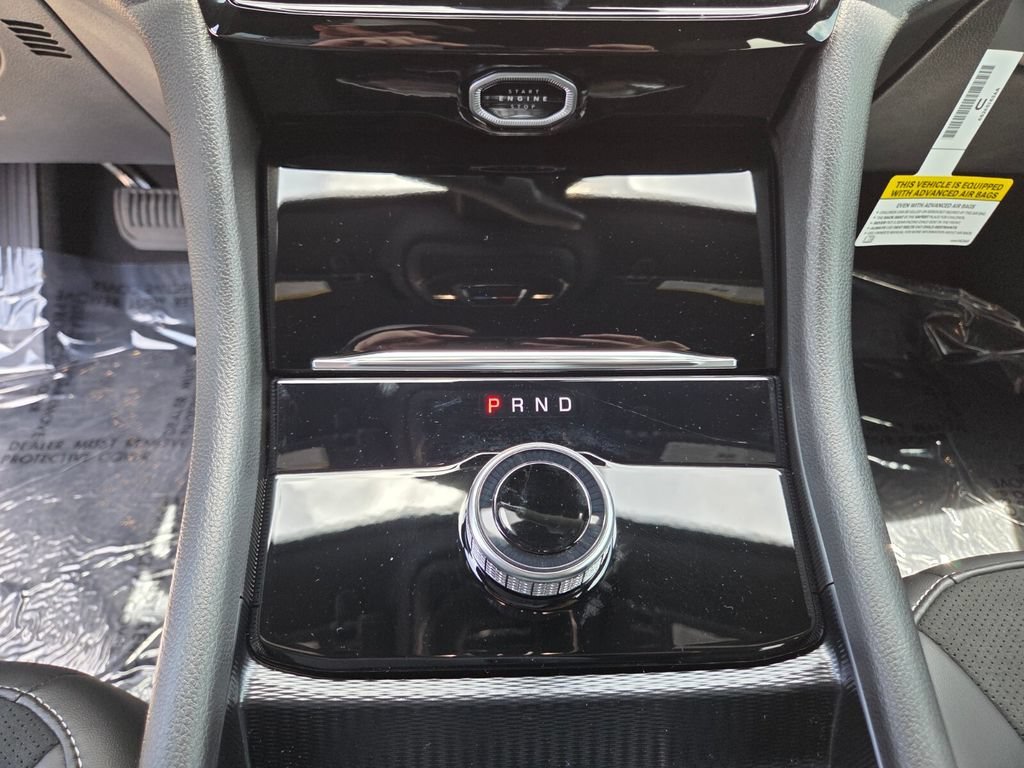 New 2026 Silver Zynith Exterior Paint Jeep Laredo Altitude image 30