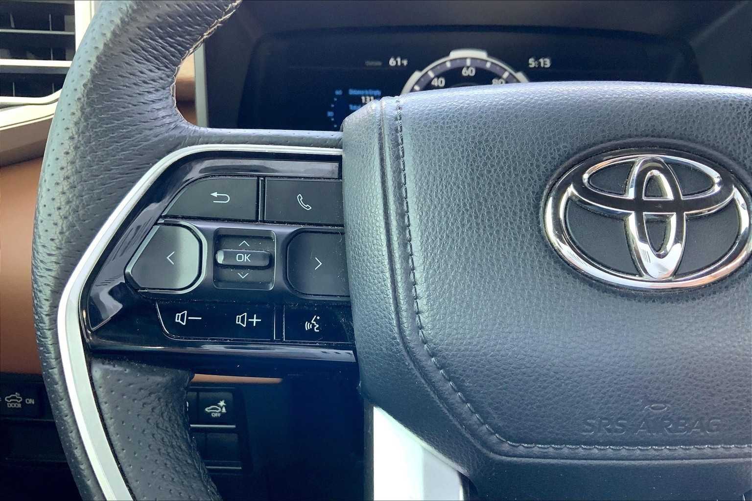 Used 2023 Wind Chill Pearl Toyota 1794 Edition Hybrid image 23
