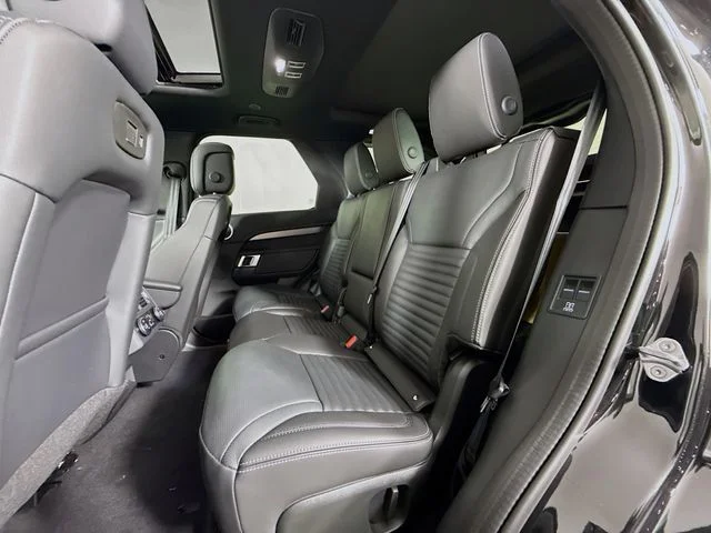 2026 Land Rover Discovery Gemini Edition - Photo 24