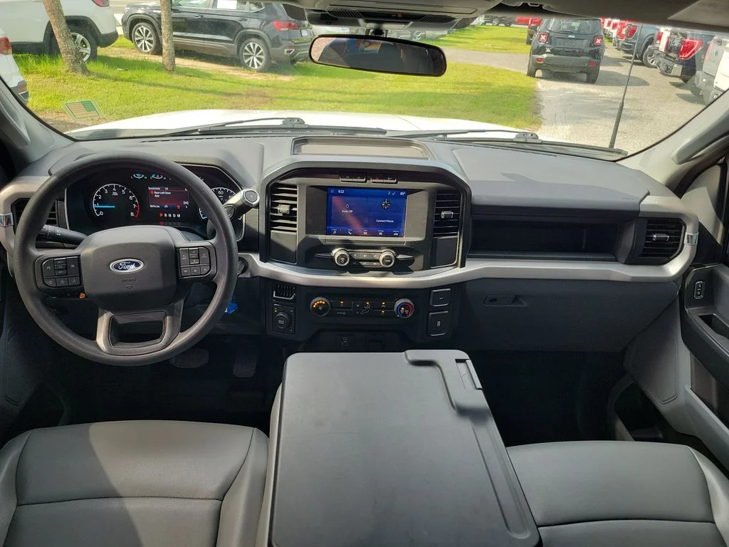 Used 2022 White Ford XL image 11