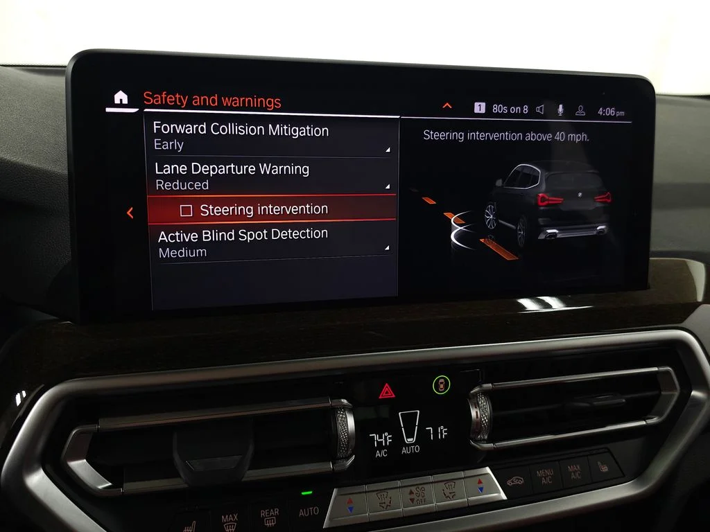 Used 2023 Black BMW xDrive30i image 26