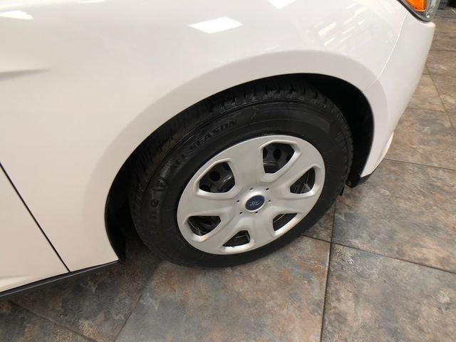 Used 2015 Oxford White Ford S image 9