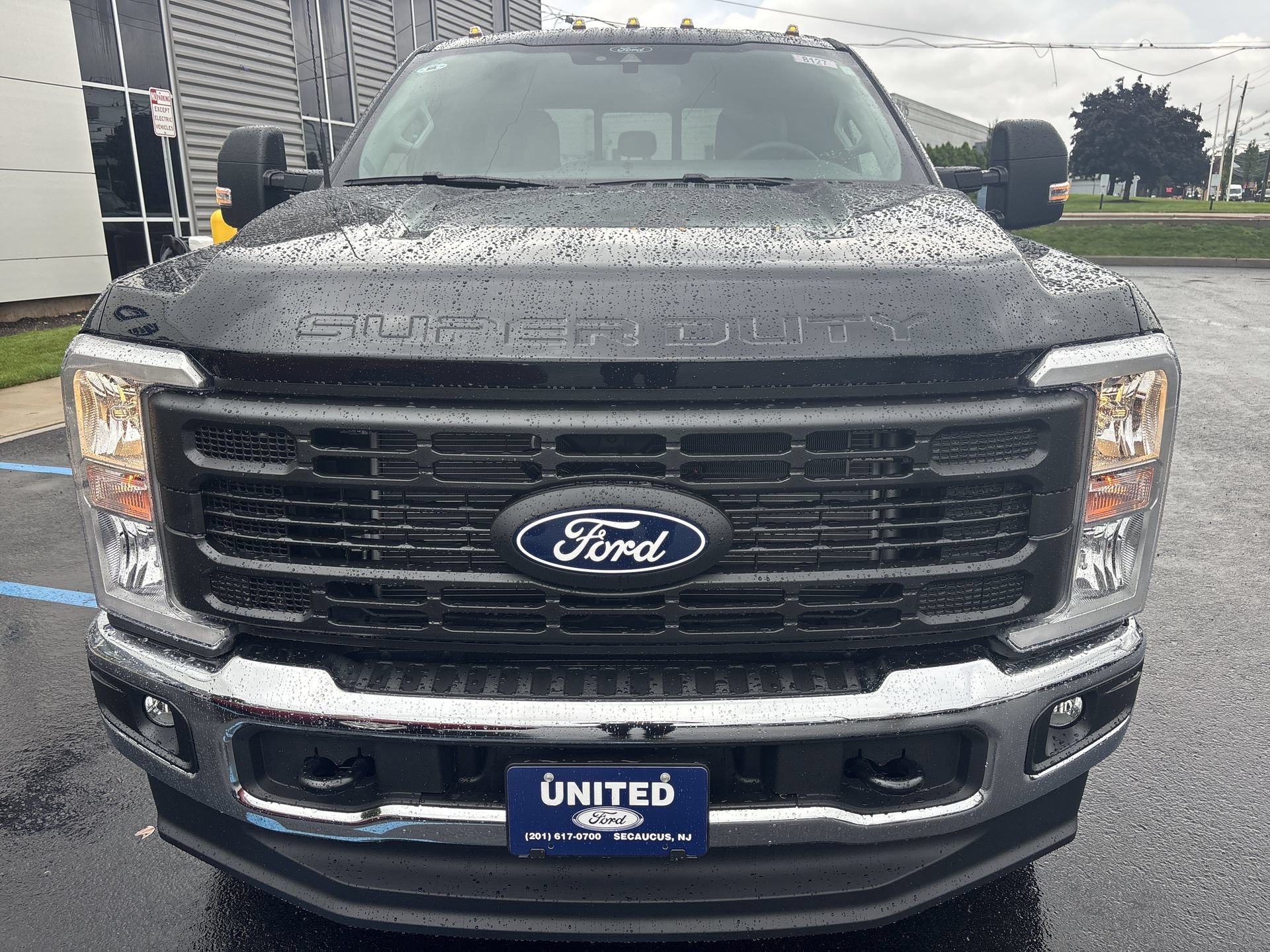 New 2027 Agate Black Metallic Ford F-350® XL image 23