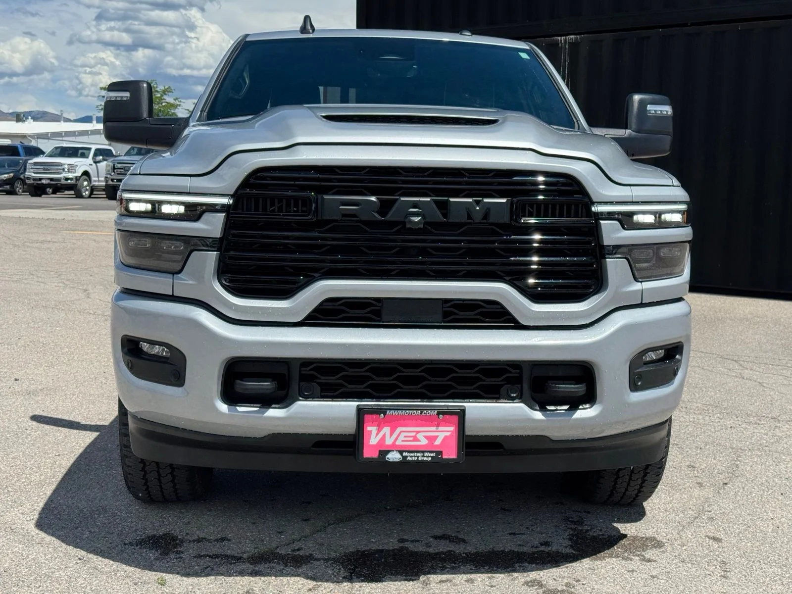 New 2026 Silver-Zynith Exterior Paint RAM Laramie image 2