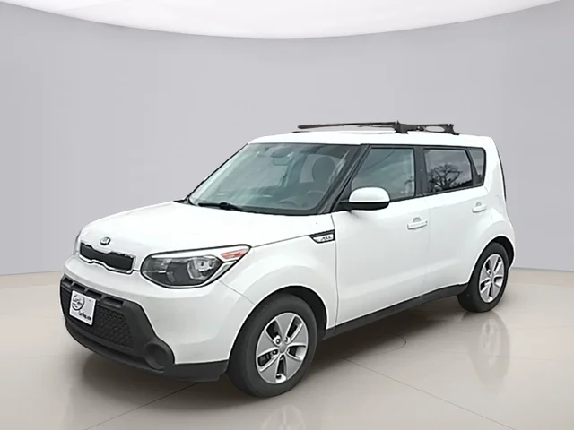 Pre-Owned 2016 Kia Soul BASE