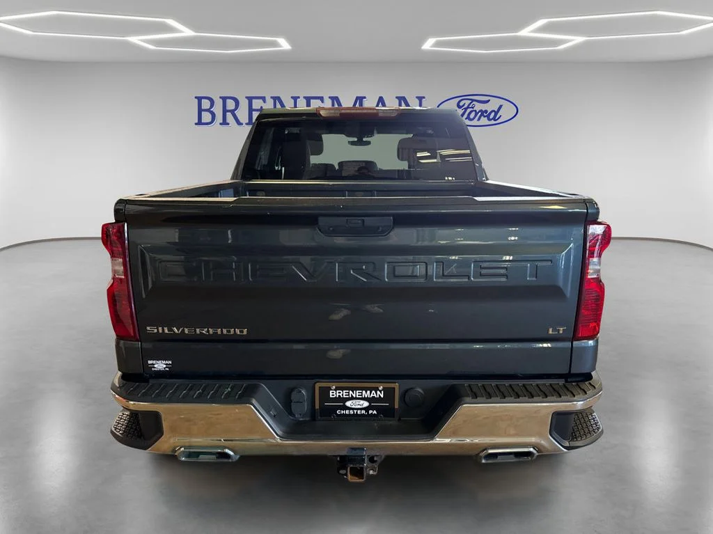 Used 2020 Shadow Gray Metallic Chevrolet LT image 9