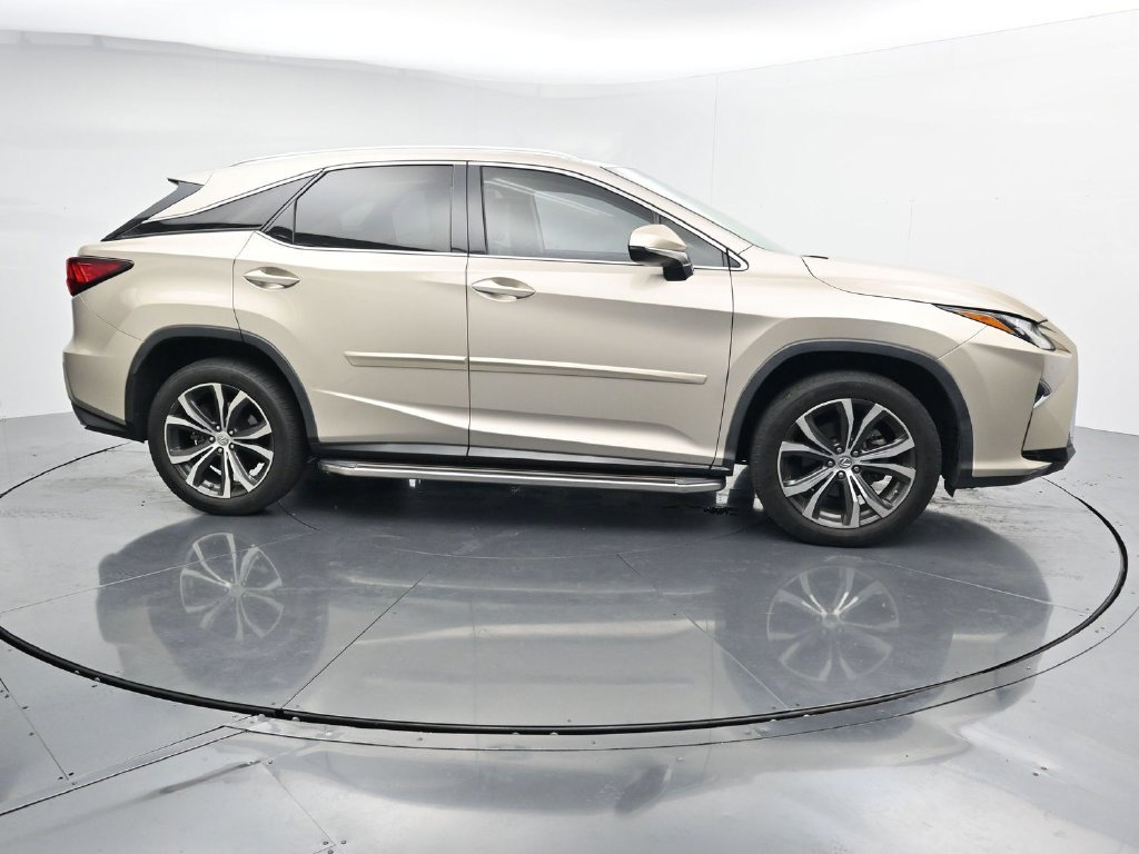 Used 2016 Beige Lexus 350 image 9