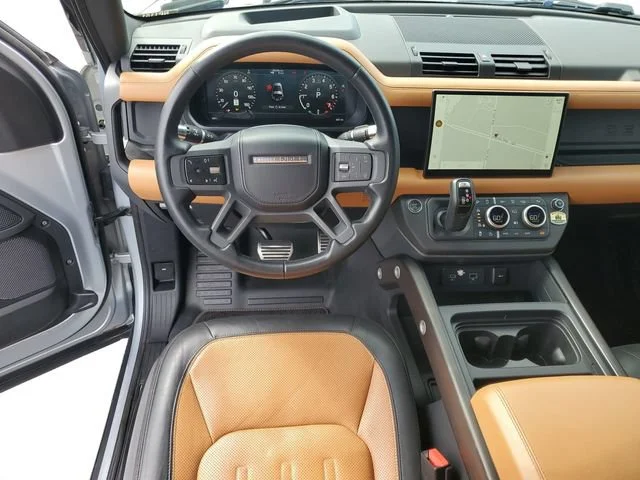 Used 2022 Gray Land Rover X image 30