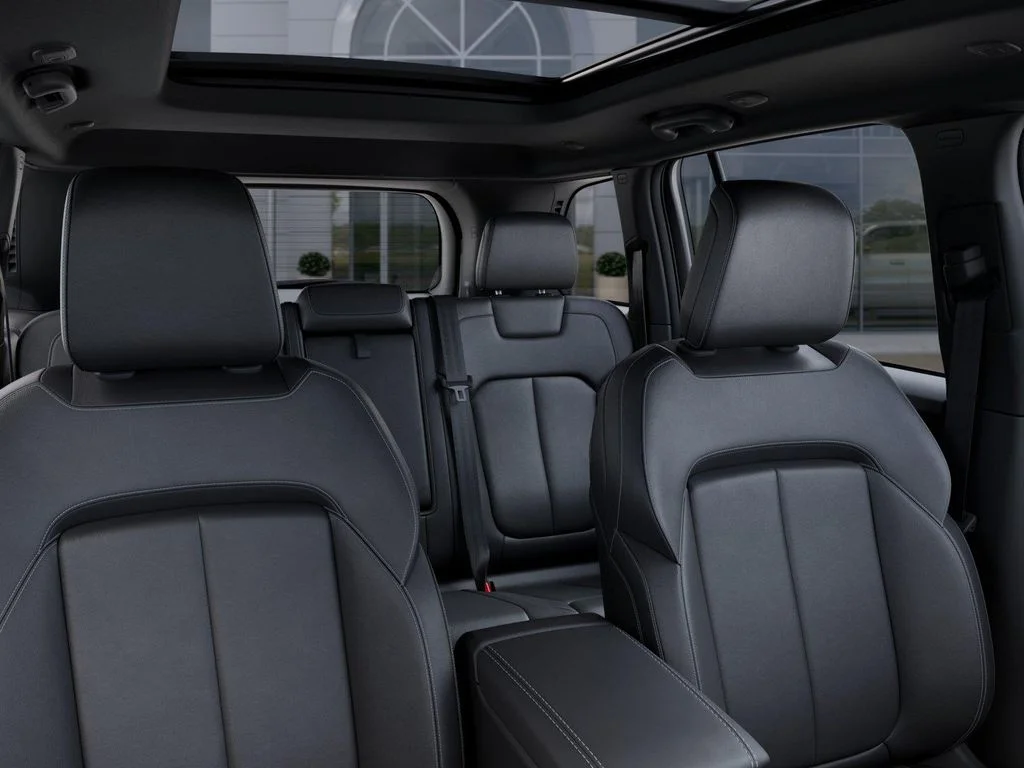 New 2026 Baltic Gray Metallic Clear-Coat Exterior Paint Jeep Limited image 26