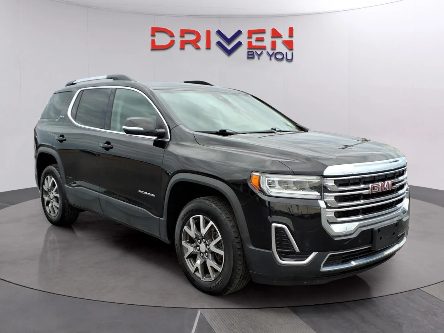 Used 2023 Ebony Twilight Metallic GMC SLE image 6
